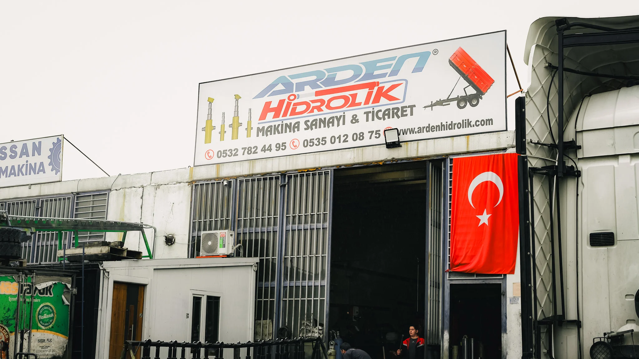 Arden Hidrolik Konya fabrikası dış cephe görünümü.